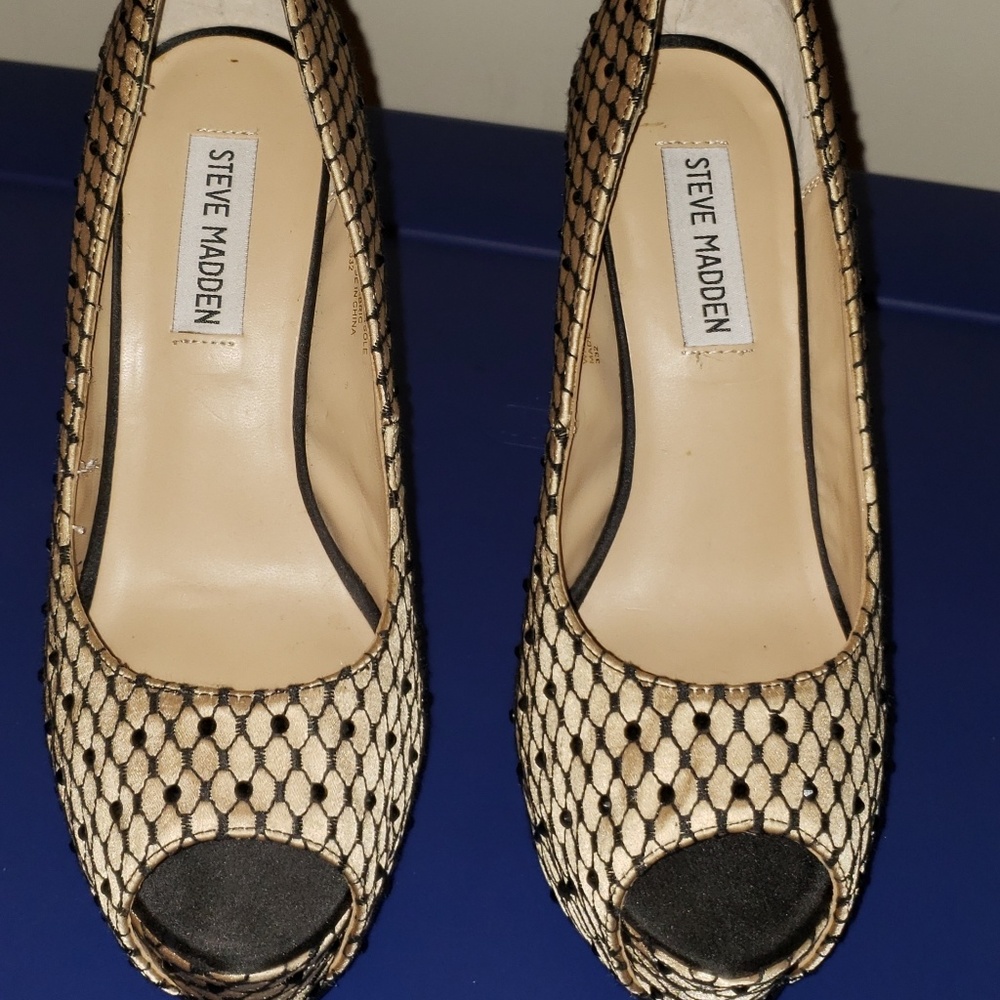 Open toe platform heels